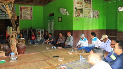 Polres Tabalong Hadiri Rapat Rencana Pelaksanaan Ritual Adat Di Balai Adat Dayak Maanyan Desa Warukin